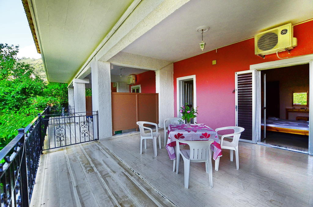 Villa Rebecca Agios Gordios  Ngoại thất bức ảnh