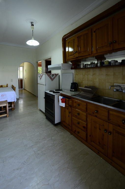 Villa Rebecca Agios Gordios  Ngoại thất bức ảnh